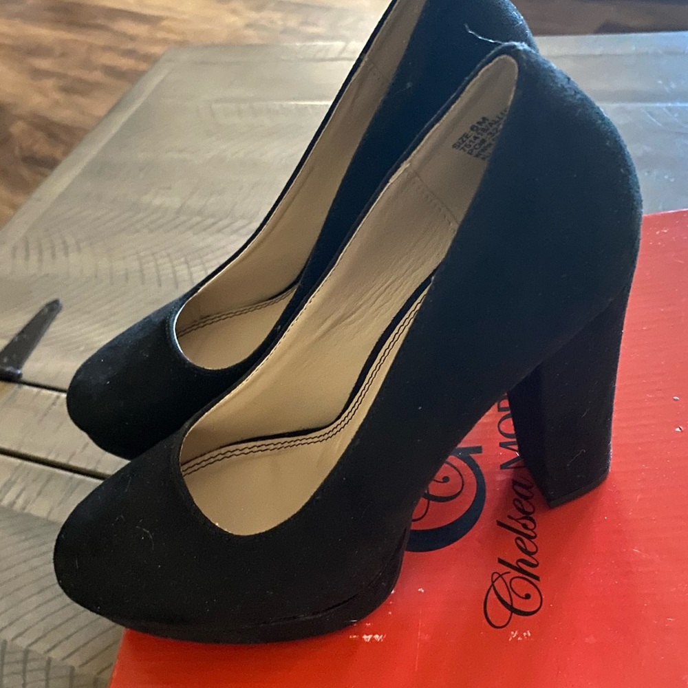 HEELS